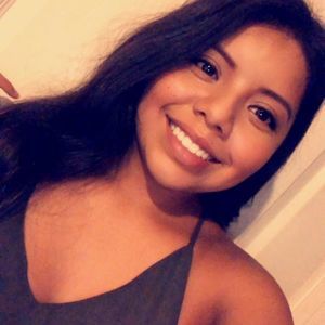 Meet your Posher, Daniela